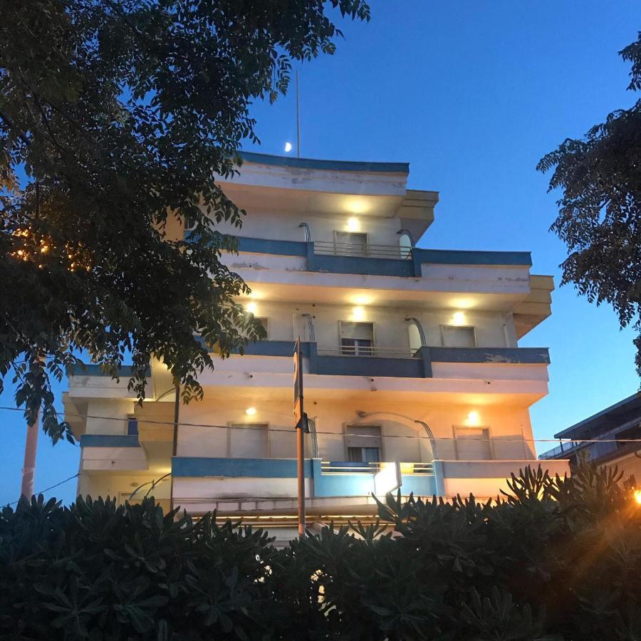 Hotel Costazzurra By Interlux Ρίμινι Εξωτερικό φωτογραφία