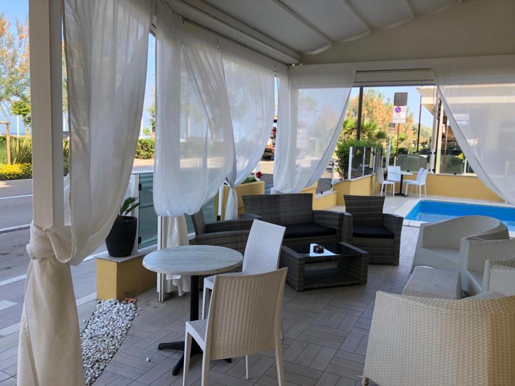 Hotel Costazzurra By Interlux Ρίμινι Εξωτερικό φωτογραφία