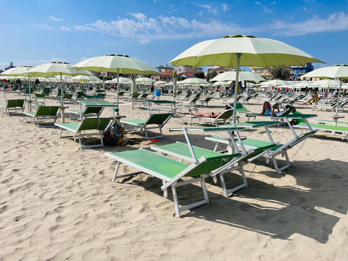 Hotel Costazzurra By Interlux Ρίμινι Εξωτερικό φωτογραφία