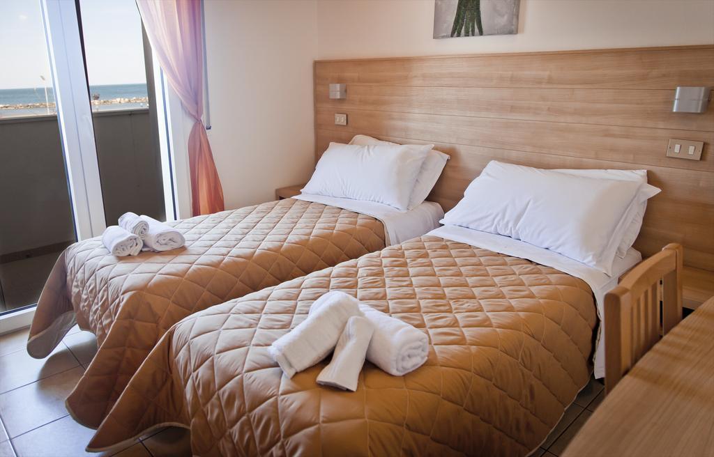 Hotel Costazzurra By Interlux Ρίμινι Εξωτερικό φωτογραφία